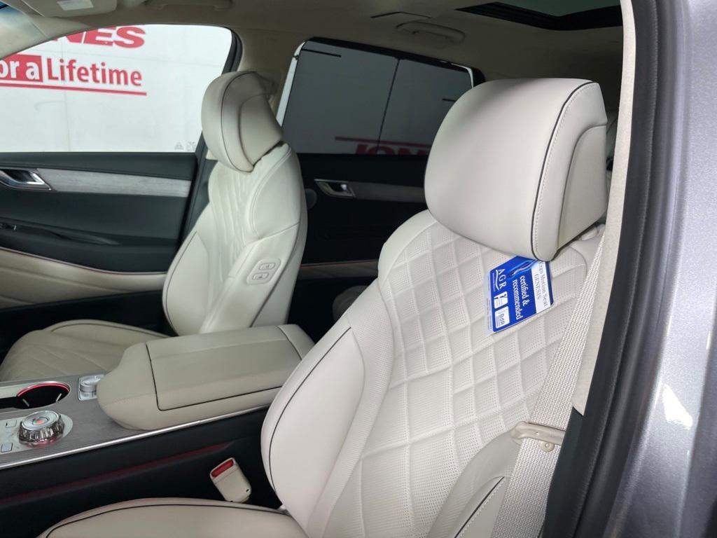 new 2025 Genesis GV80 car, priced at $81,900