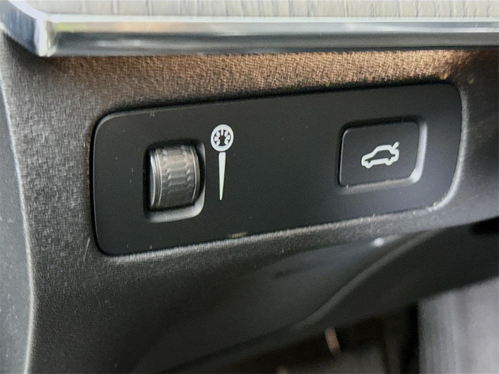 used 2022 Volvo XC90 car, priced at $34,998