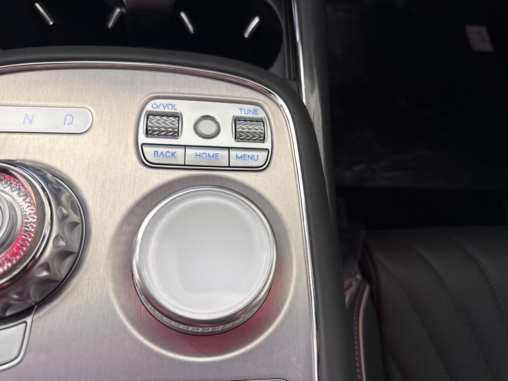 new 2026 Genesis G90 car, priced at $105,450