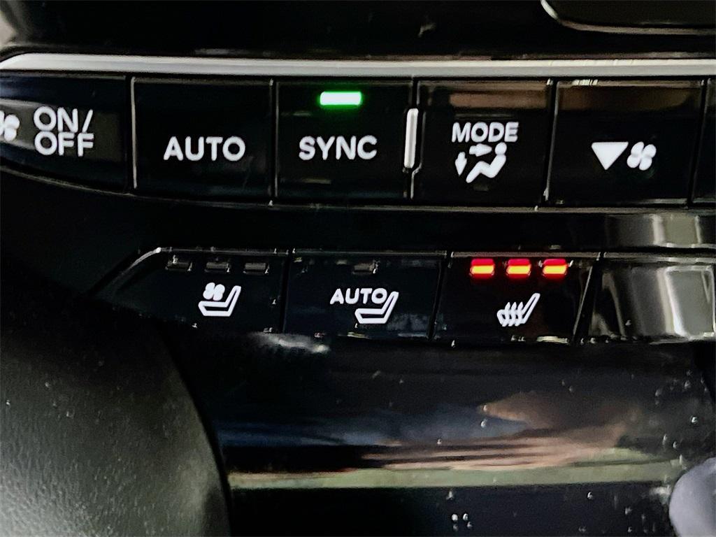 used 2022 Acura MDX car, priced at $40,998