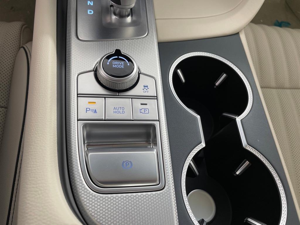 new 2026 Genesis G70 car, priced at $52,885