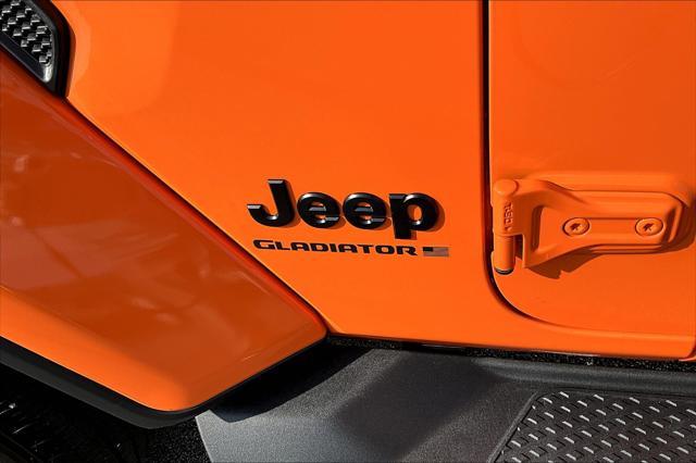 new 2025 Jeep Gladiator car, priced at $44,049