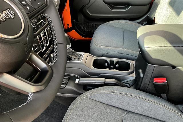 new 2025 Jeep Gladiator car, priced at $44,049