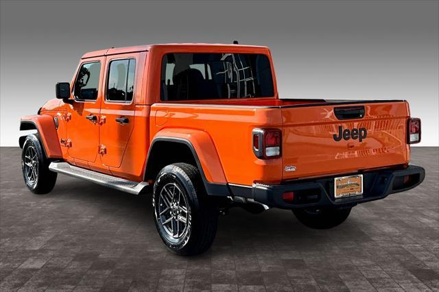 new 2025 Jeep Gladiator car, priced at $44,049