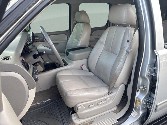 used 2014 GMC Yukon car, priced at $7,350