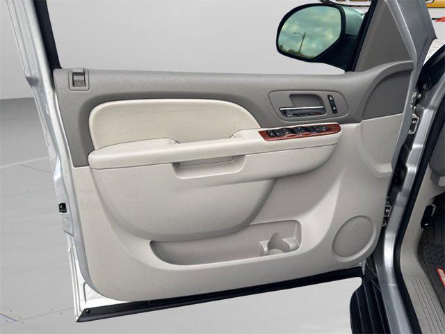 used 2014 GMC Yukon car, priced at $7,350