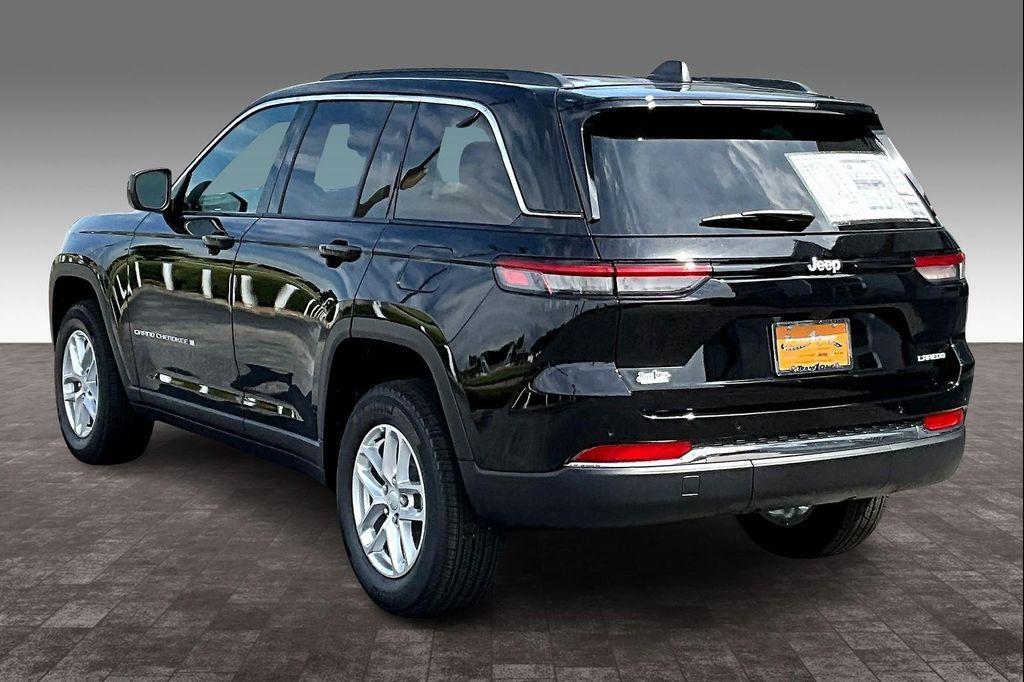 new 2025 Jeep Grand Cherokee car, priced at $34,991