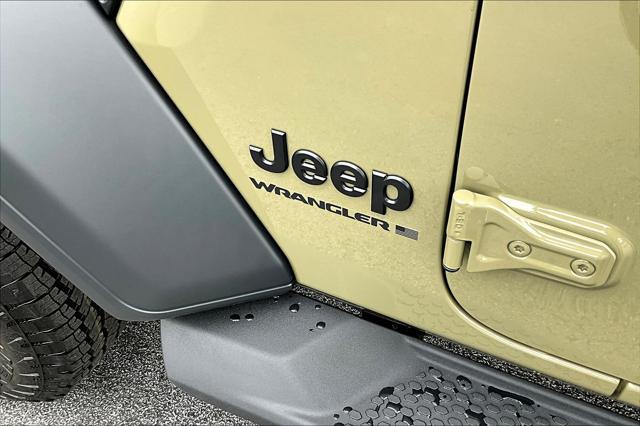 new 2025 Jeep Wrangler car, priced at $44,071