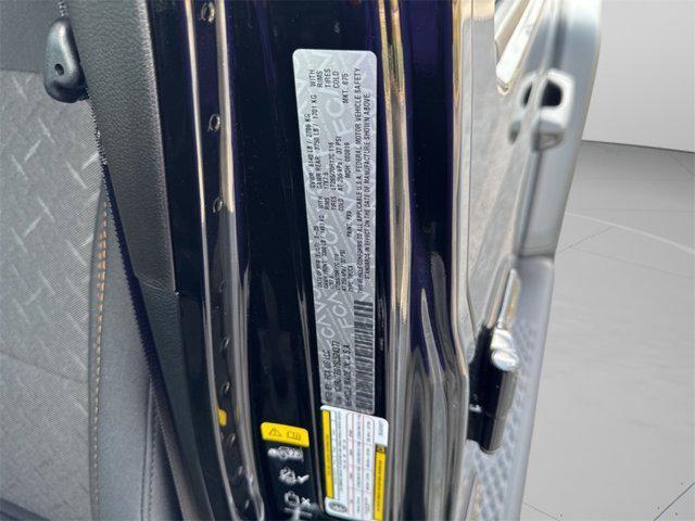 new 2025 Jeep Gladiator car, priced at $45,993