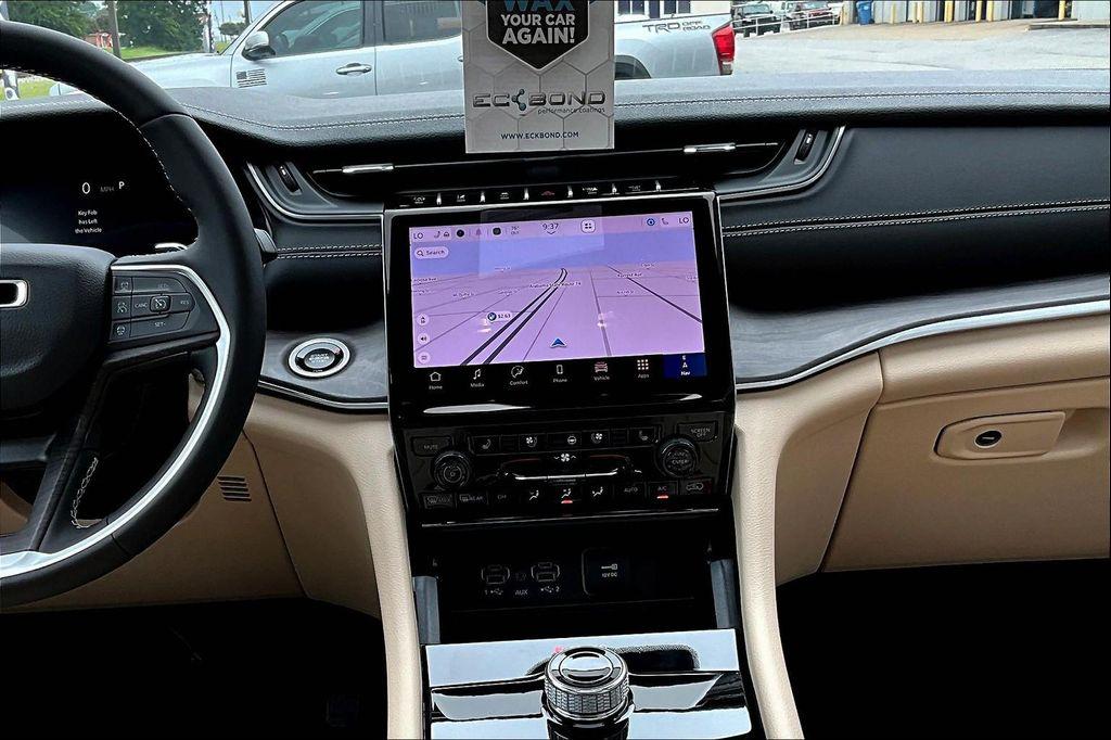 new 2025 Jeep Grand Cherokee L car, priced at $44,247