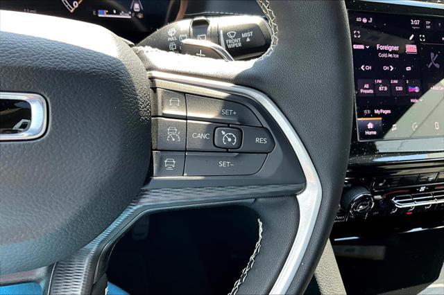 new 2025 Jeep Grand Cherokee L car, priced at $43,884