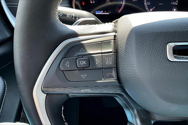 new 2025 Jeep Grand Cherokee L car, priced at $43,884