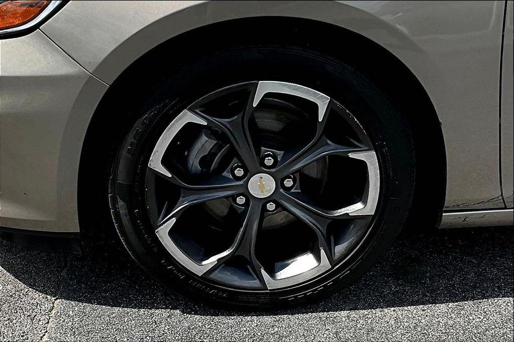 used 2022 Chevrolet Malibu car, priced at $17,929