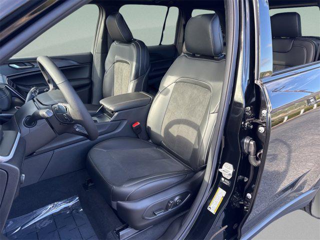 new 2025 Jeep Grand Cherokee car, priced at $40,635