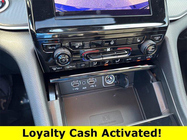 new 2025 Jeep Grand Cherokee car, priced at $39,968