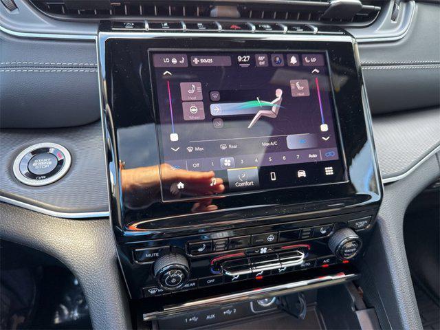 new 2025 Jeep Grand Cherokee car, priced at $40,635