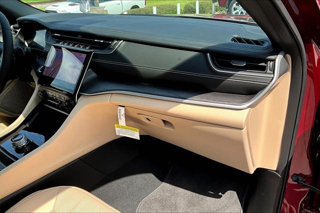 new 2025 Jeep Grand Cherokee L car, priced at $48,390