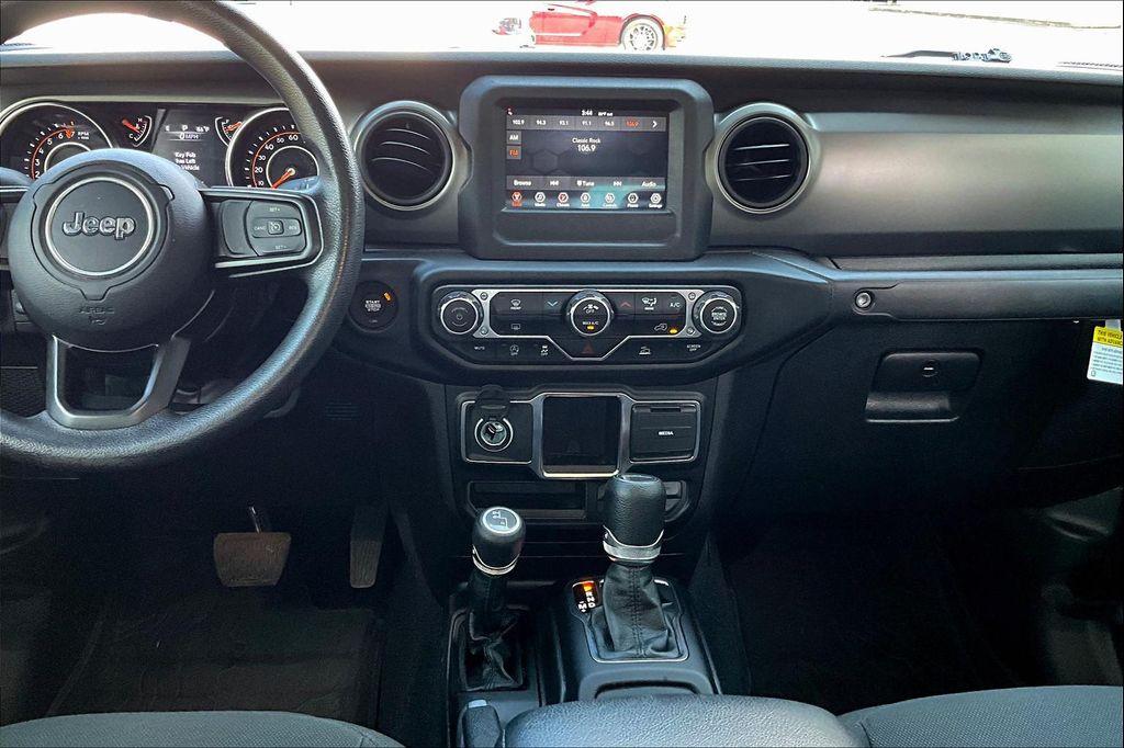 used 2023 Jeep Gladiator car, priced at $32,121