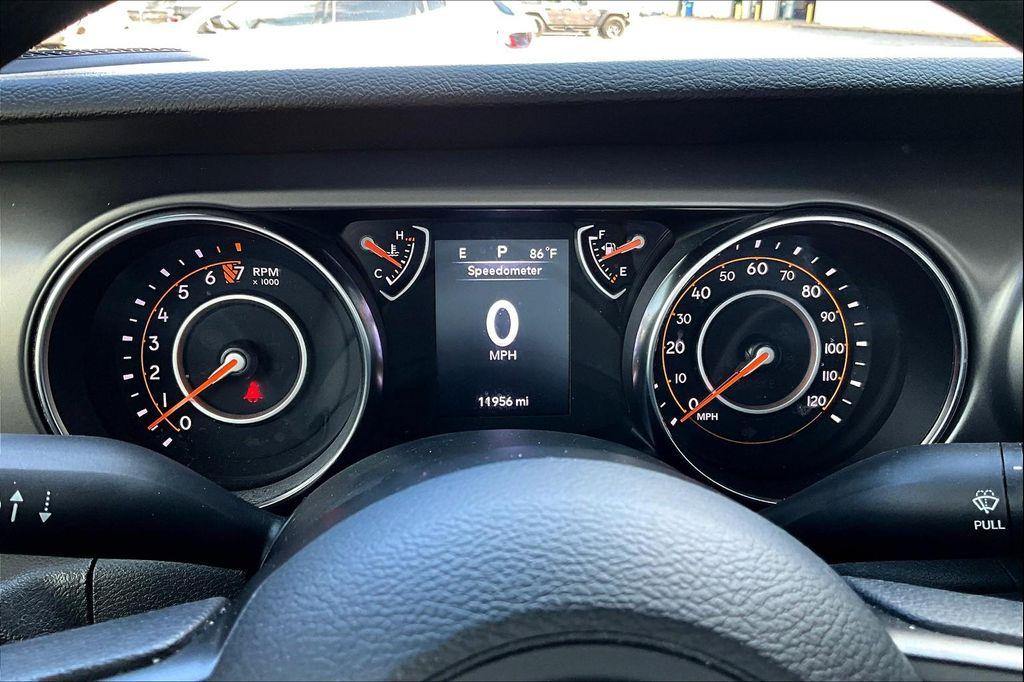 used 2023 Jeep Gladiator car, priced at $32,121