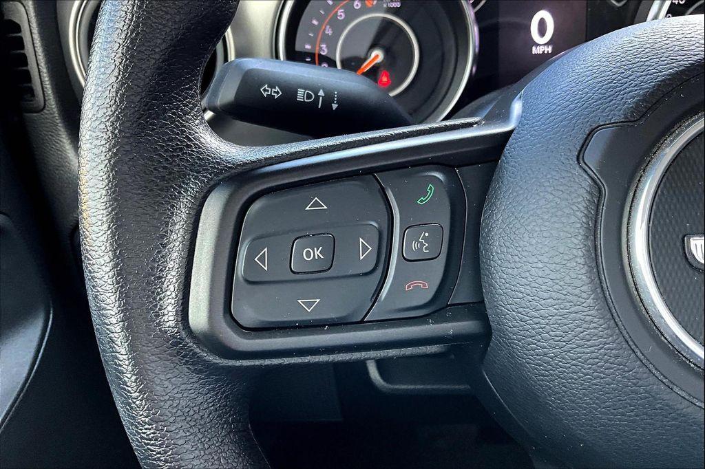 used 2023 Jeep Gladiator car, priced at $32,121