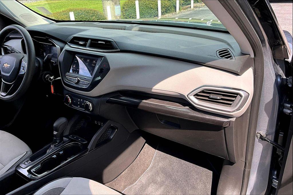 used 2022 Chevrolet TrailBlazer car, priced at $17,667