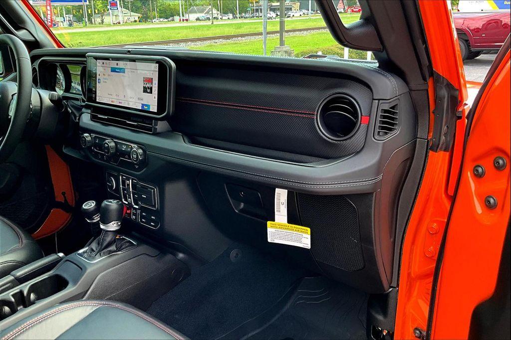 new 2025 Jeep Wrangler car, priced at $53,487