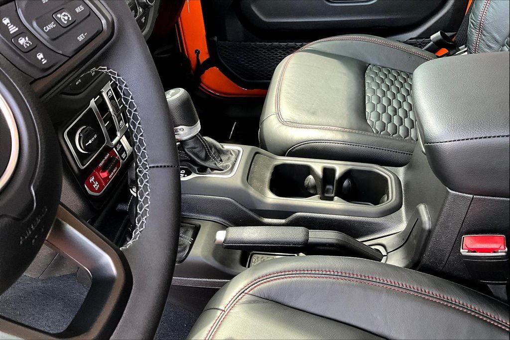 new 2025 Jeep Wrangler car, priced at $53,487