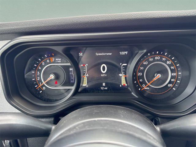 new 2025 Jeep Gladiator car, priced at $43,246