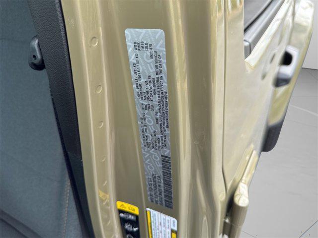 new 2025 Jeep Gladiator car, priced at $43,246