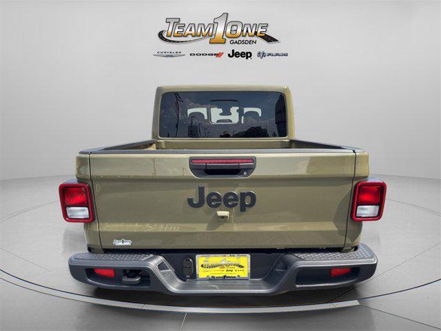 new 2025 Jeep Gladiator car, priced at $43,246