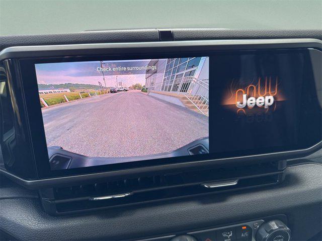 new 2025 Jeep Gladiator car, priced at $42,747