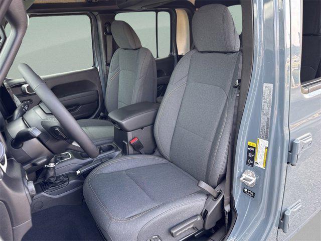 new 2025 Jeep Gladiator car, priced at $42,747