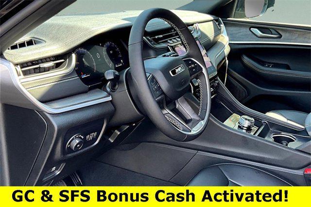 new 2025 Jeep Grand Cherokee L car, priced at $39,973