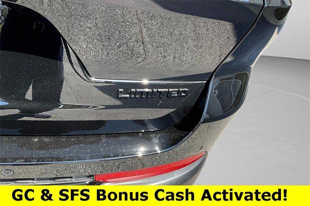 new 2025 Jeep Grand Cherokee L car, priced at $39,973