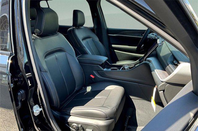 new 2025 Jeep Grand Cherokee L car, priced at $40,993