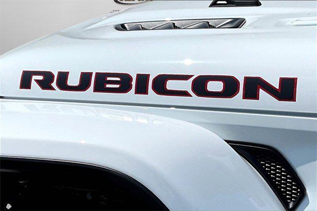 new 2025 Jeep Gladiator car, priced at $44,947