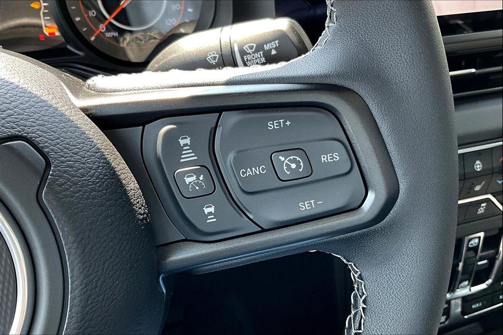 new 2025 Jeep Gladiator car, priced at $46,982