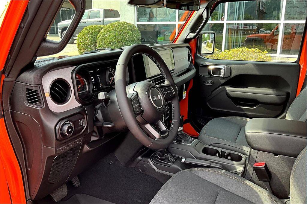 new 2025 Jeep Wrangler car, priced at $46,741