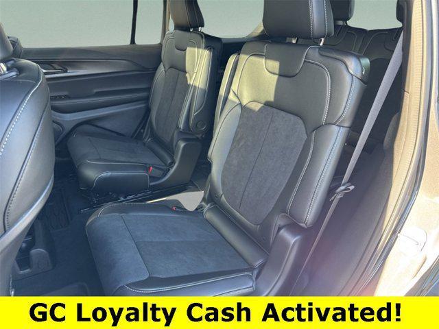 new 2025 Jeep Grand Cherokee L car, priced at $39,976