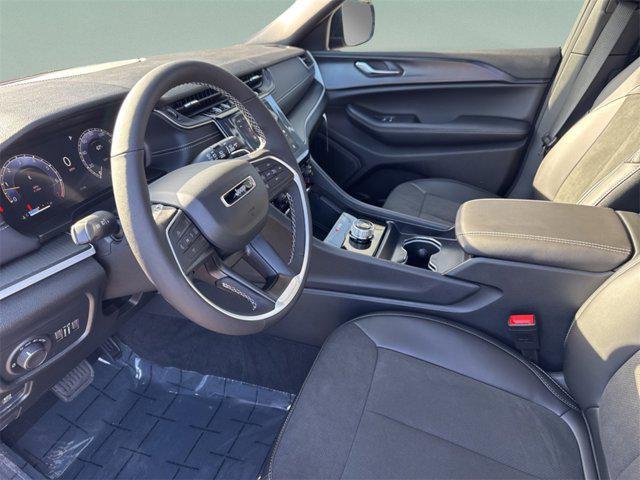 new 2025 Jeep Grand Cherokee L car, priced at $40,151