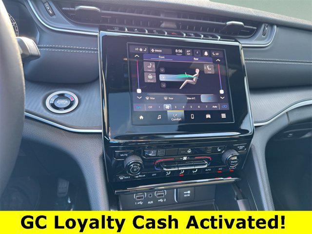 new 2025 Jeep Grand Cherokee L car, priced at $39,976