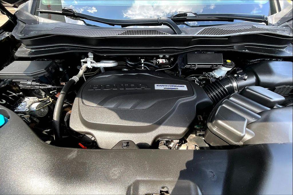 used 2018 Honda Pilot car, priced at $18,841