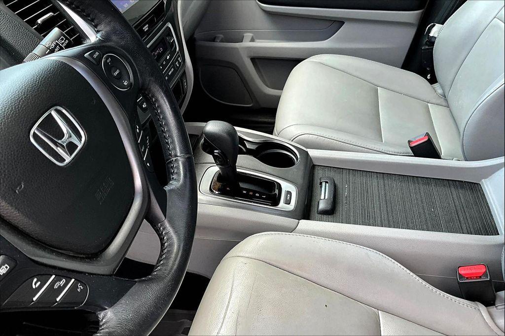 used 2018 Honda Pilot car, priced at $18,841