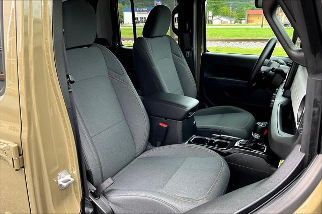 new 2025 Jeep Gladiator car, priced at $41,150