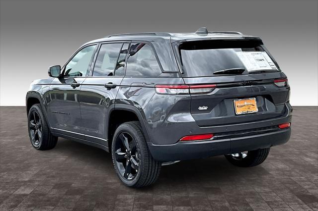 new 2025 Jeep Grand Cherokee car, priced at $40,242