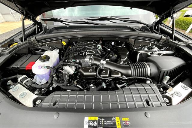 new 2025 Jeep Grand Cherokee car, priced at $40,242