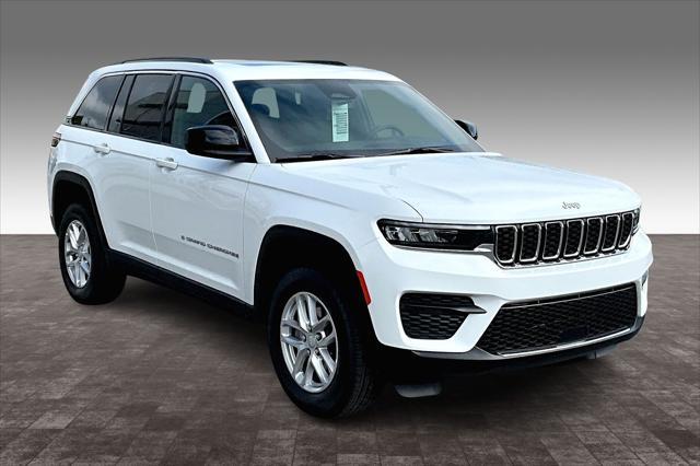 new 2025 Jeep Grand Cherokee car, priced at $34,997