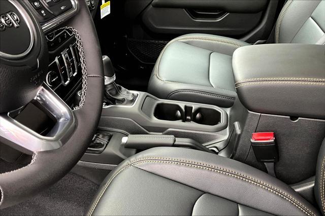 new 2025 Jeep Wrangler car, priced at $54,397