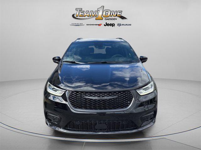 new 2026 Chrysler Pacifica car, priced at $41,944