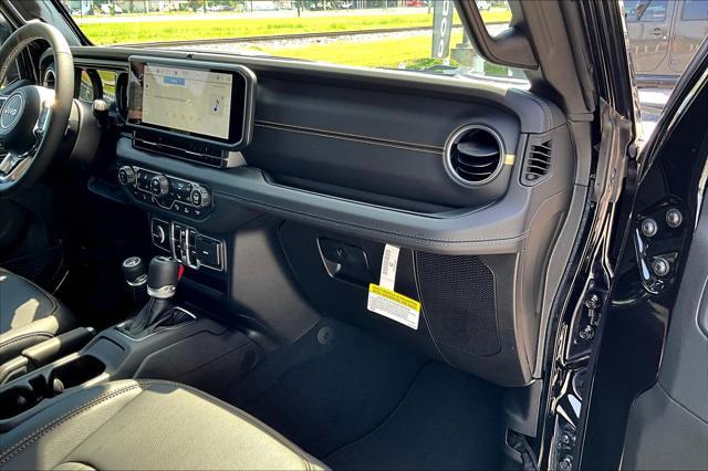 new 2025 Jeep Wrangler car, priced at $50,092